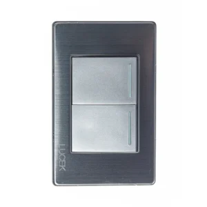 BP02-M/P PLACA METÁLICA CON 2 INTERRUPTORES SENCILLOS DE 1.5 MÓDULOS PLATEADO.