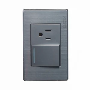 BP07-M/P PLACA METÁLICA CON 1 INTERRUPTOR SENCILLO Y 1 CONTACTO DE 1.5 MÓDULOS PLATEADO.