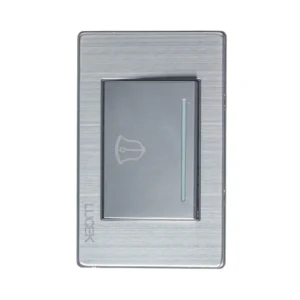 BP11-M/P PLACA METÁLICA CON BOTÓN TIMBRE DE 3 MÓDULOS PLATEADO.