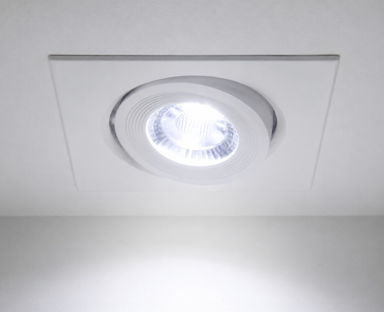 LUMINARIO EMPOTRABLE DIRIGIBLE DE LED CUADRADO 12 W LUZ BLANCA - Image 2